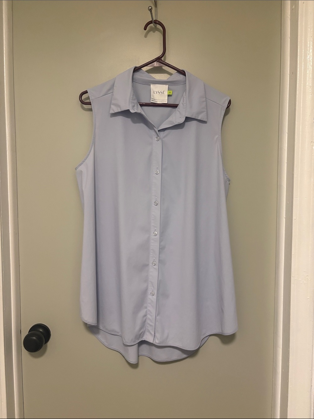 Lysse sleeveless top. Size M